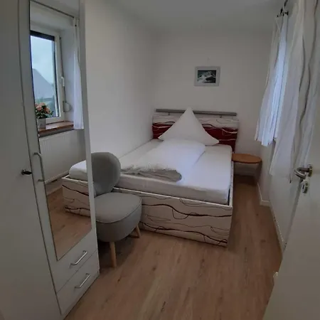 Reussner Apartment *